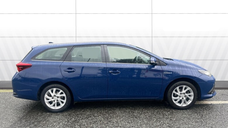 Toyota Auris 1.8 Hybrid Icon Tech TSS 5dr CVT Hybrid Estate